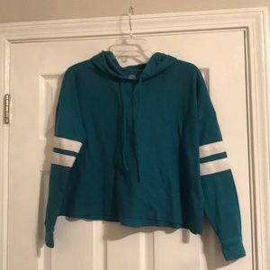 Juniors Cropped Hoodie
